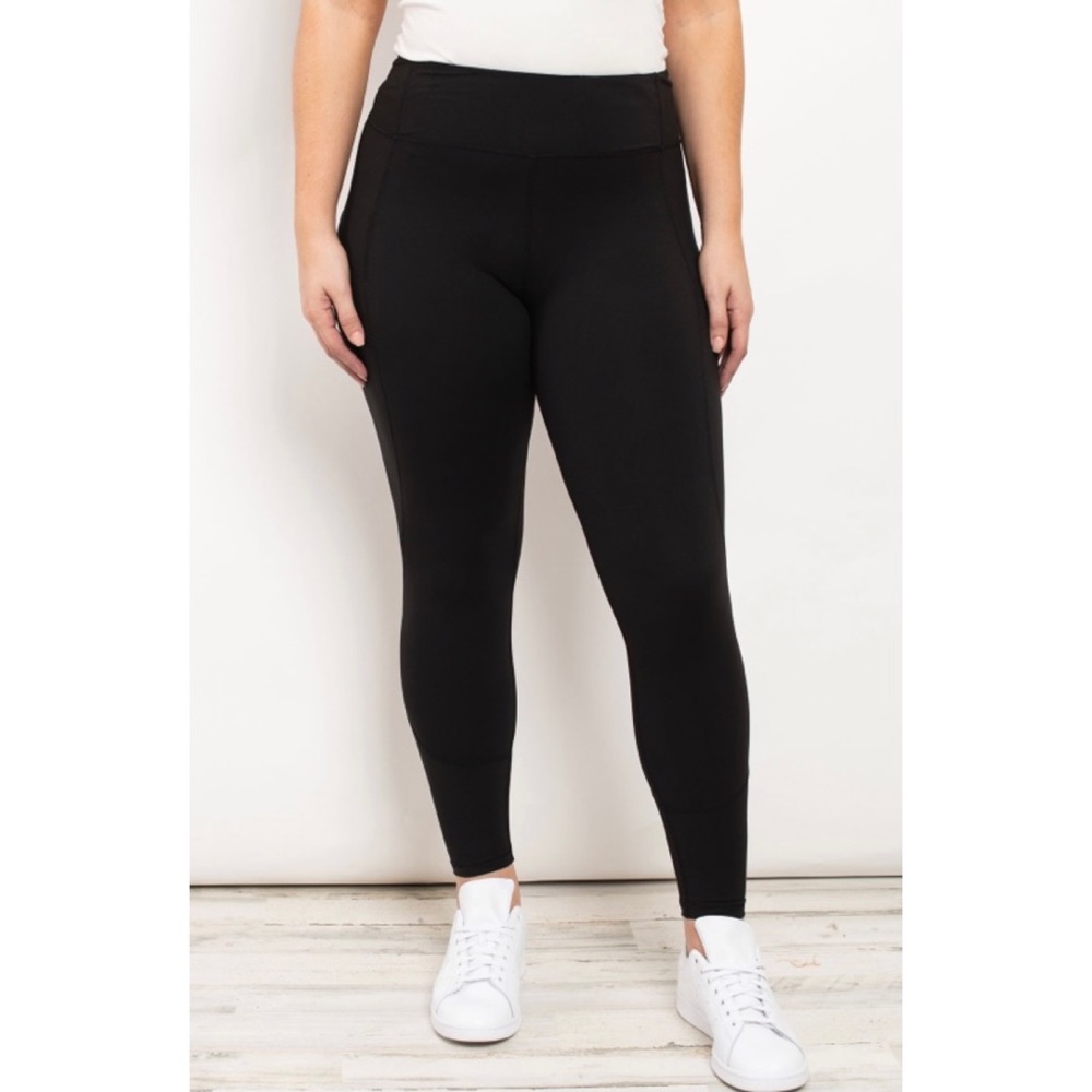 Black Plus Size Leggings - Picture 2 of 3